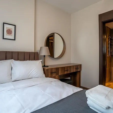 Cozy & Stylish 2 Bedr 2bath *