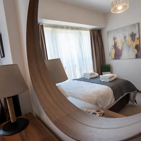 Cozy & Stylish 2 Bedr 2bath Apartment