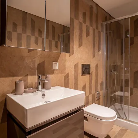 Cozy & Stylish 2 Bedr 2bath Apartment *